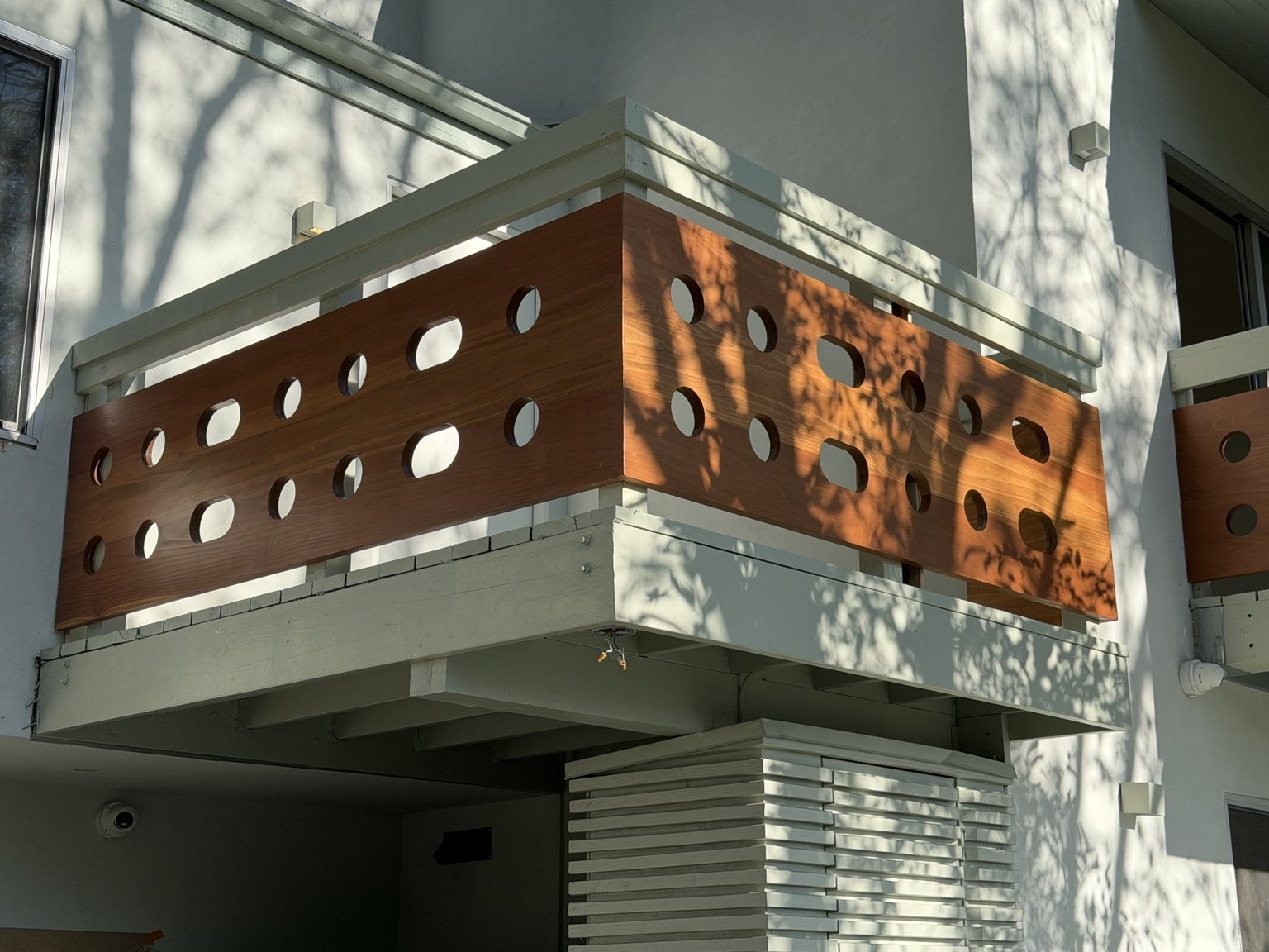 Contemporary Wood Railing